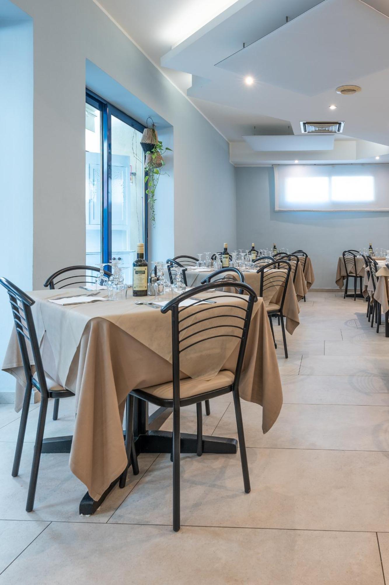 Hotel Thea Bellaria – Igea Marina Kültér fotó