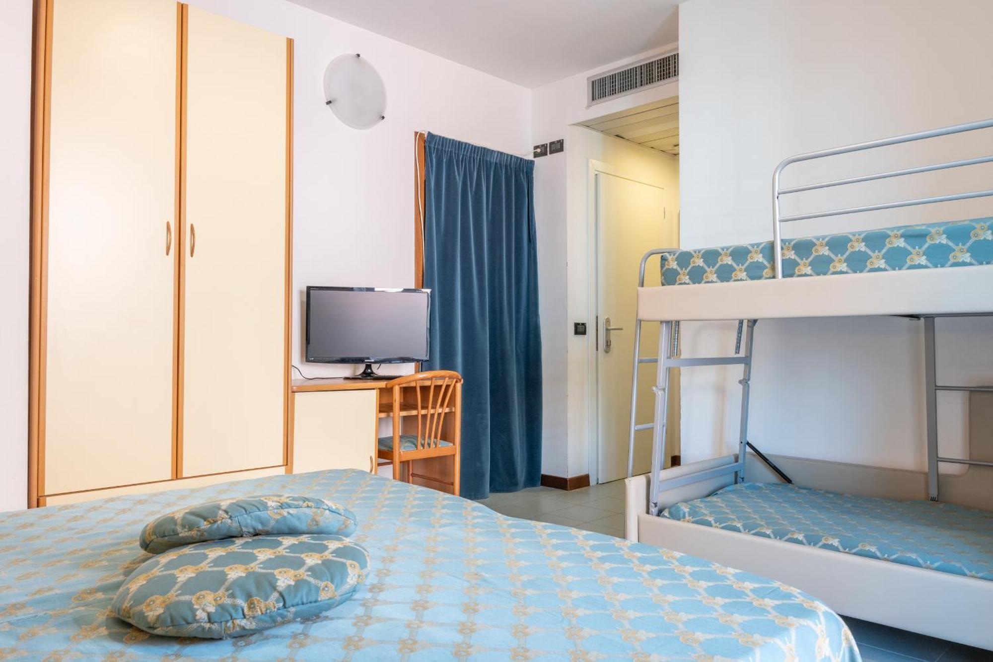 Hotel Thea Bellaria – Igea Marina Kültér fotó